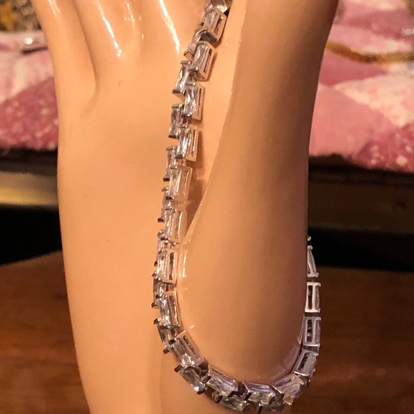 Woman’s 7 inch. Sterling silver bracelet - Picture 3 of 4